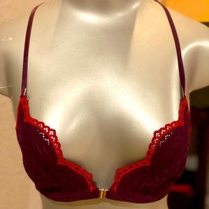 Intimately lace underwire racer back bra size 32A